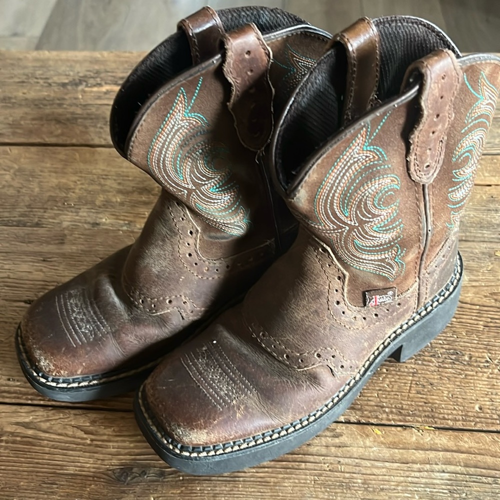 Justin Boots. Toddler size 10 1/2.